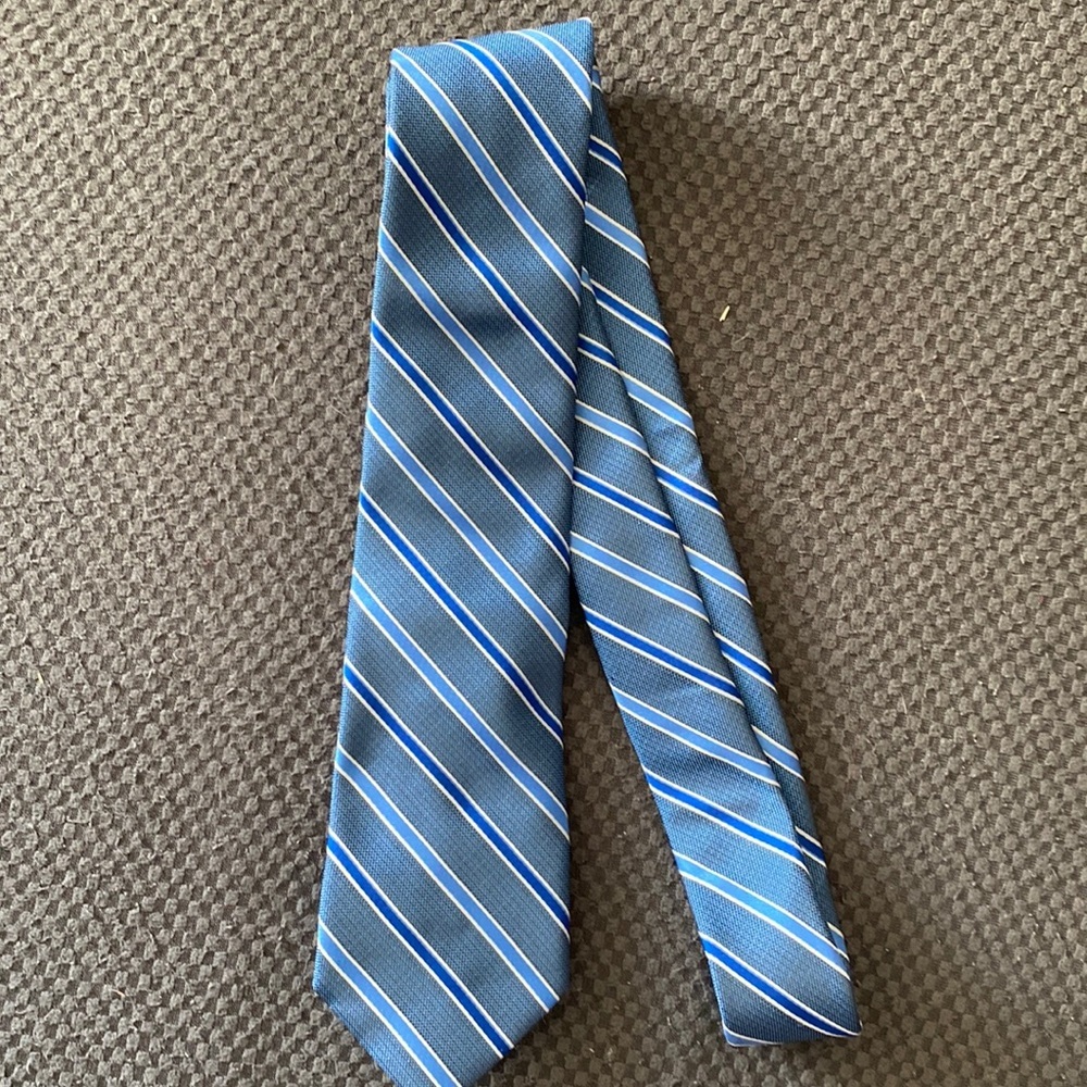 J ferrar tie